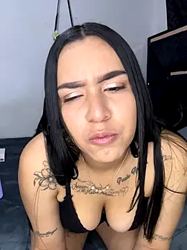 69zoexxx online show from December 4, 9:33 am