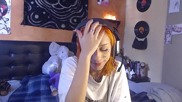 Layla quinn online show from July 27, 5:43 pm