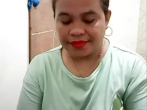 cutechubby online show from January 13, 11:53 pm