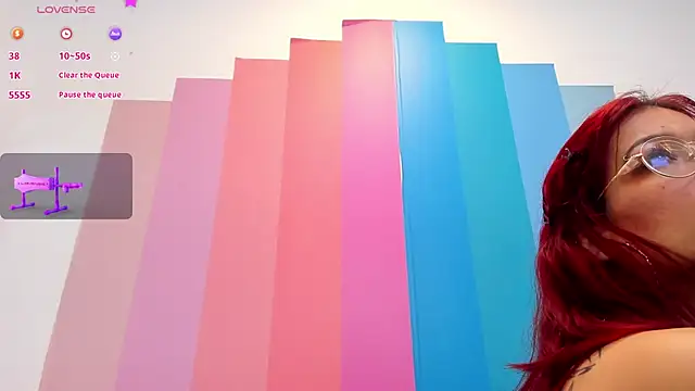 LolyYunno online show from April 4, 1:26 am