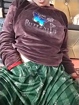 RASHMI SHARMA9 online show from March 5, 2:46 pm