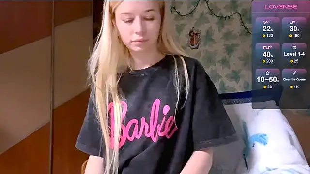 Barbie Blondie online show from April 15, 7:58 pm