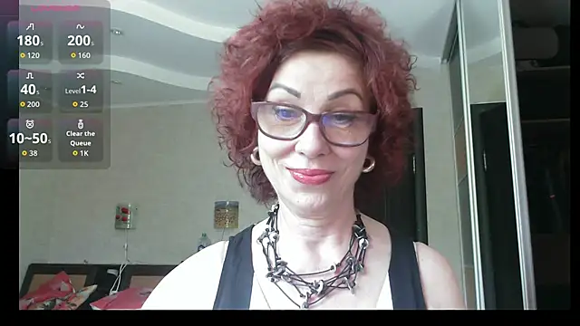 Kelly Flurr online show from June 14, 10:26 am