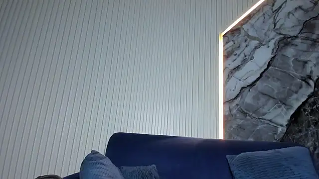 GenesisJordan online show from February 9, 10:45 pm