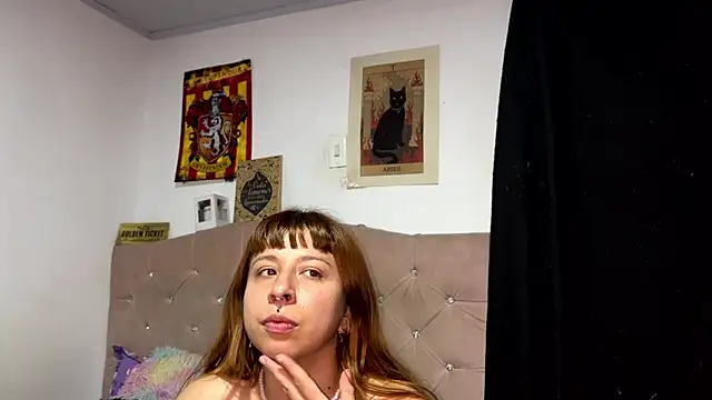 AriesVelvet online show from June 4, 1:55 am