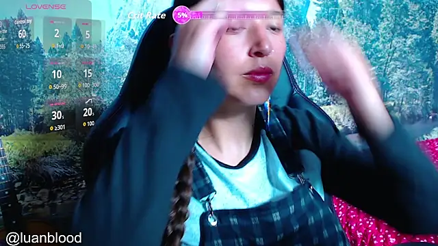 luanablood online show from December 18, 8:24 pm