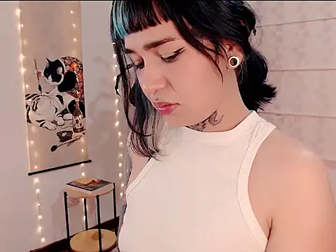 justmartina  online show from March 1, 3:06 am