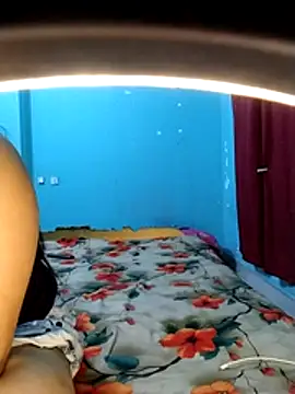 priya2098 online show from June 24, 6:51 pm
