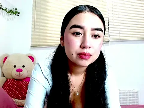 SiennaLorens online show from February 12, 2:19 pm