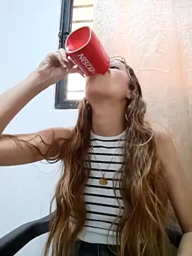 Vanneskk online show from December 19, 8:23 pm