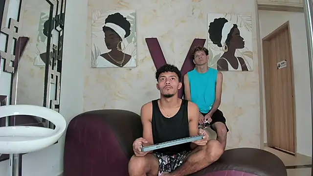 COUPLES BOYS online show from May 25, 7:35 pm