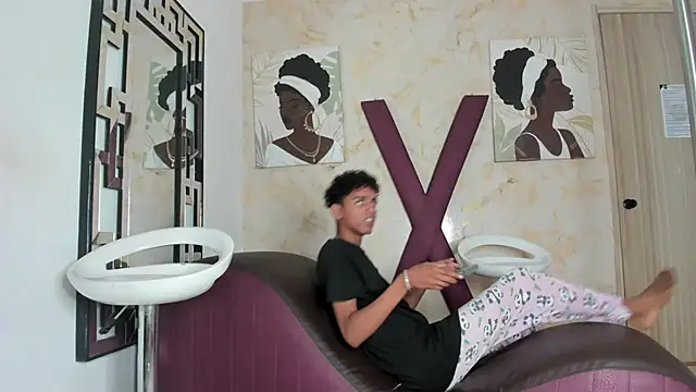 COUPLES BOYS online show from May 23, 7:34 pm