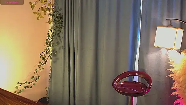 Jennifer Wiliams online show from March 19, 12:53 pm