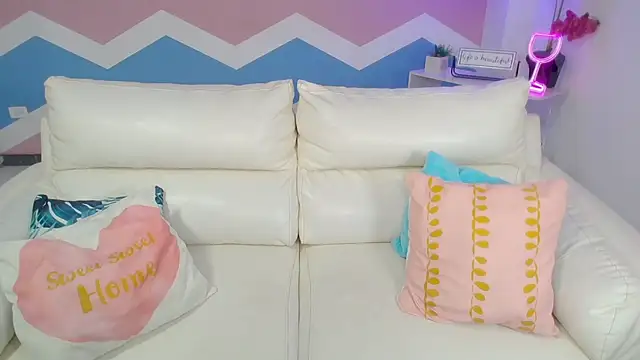 zahira1 online show from February 12, 11:06 pm