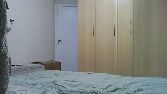 GabriellaManhas online show from February 27, 4:23 am