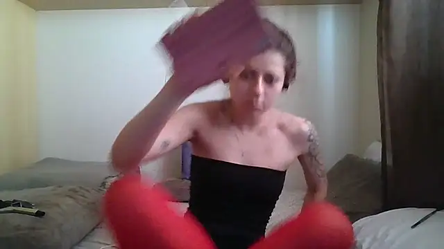 GabriellaManhas online show from July 11, 5:35 pm