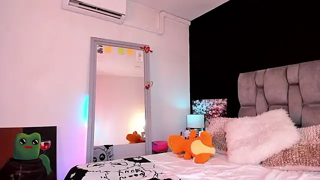 MeganFooster online show from February 20, 6:26 am