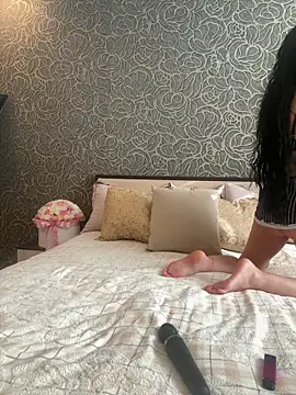 Sweet little gir online show from June 8, 3:24 pm