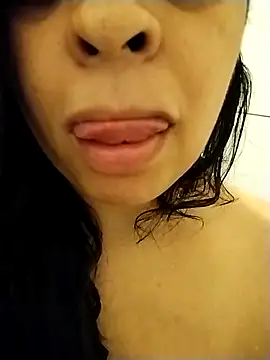 hirla online show from March 30, 11:10 am