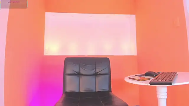 PrettyAngel   online show from February 7, 8:13 pm