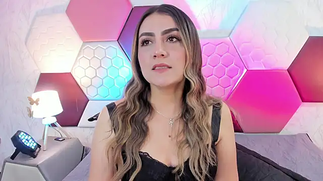 AriaRous online show from June 20, 12:20 pm