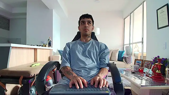 liorvante online show from February 12, 1:46 pm