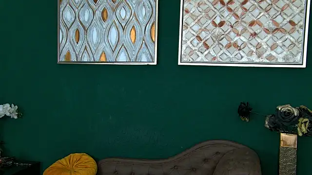 RoxanneJoy online show from December 23, 5:22 am