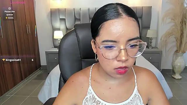alana martiins online show from July 9, 7:27 pm