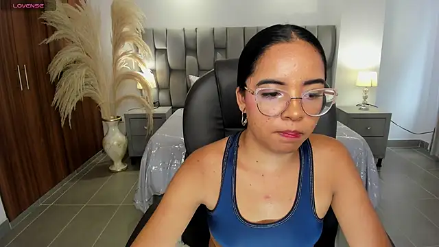 alana martiins online show from June 11, 6:38 pm