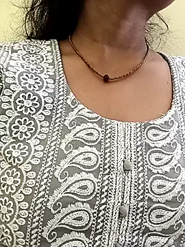 Anu--Kumari online show from December 3, 7:11 am