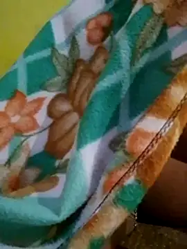 CUTE nenshi online show from February 8, 7:06 pm