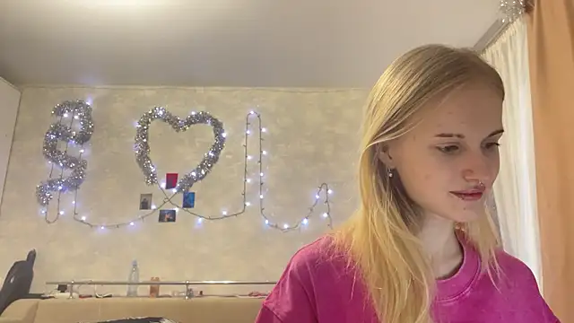 CelenFomes online show from December 2, 7:54 am