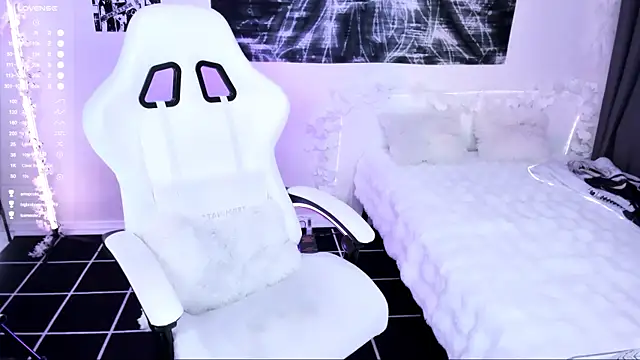 lyric4 online show from March 8, 2:15 am