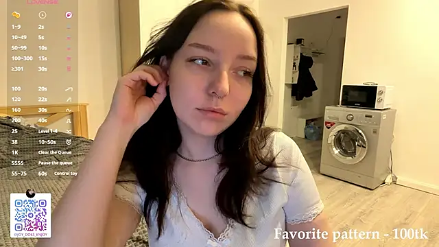 WhiteNoiseJoy online show from January 19, 3:14 am