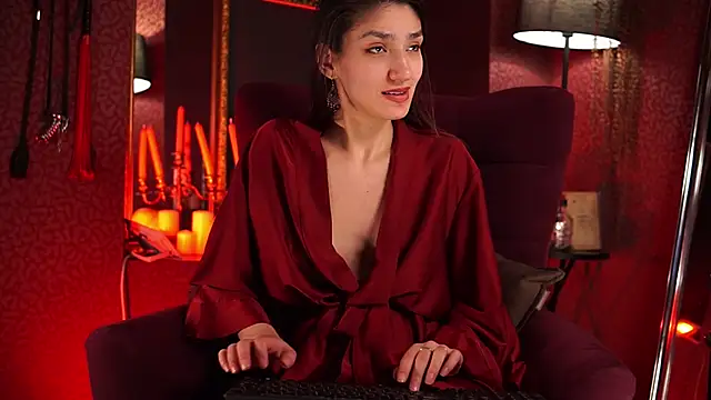 Roxa Lana online show from February 3, 2:53 am