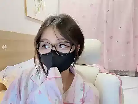 Yuyu-baobei online show from December 15, 8:14 pm