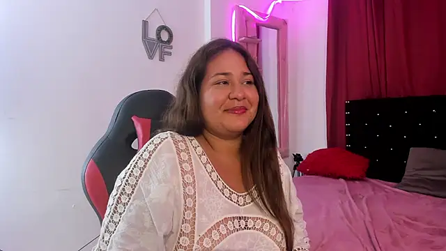 Julisexi 69 online show from December 2, 8:33 pm