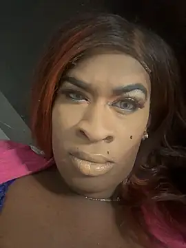 PreddiParis00 online show from April 24, 1:14 pm