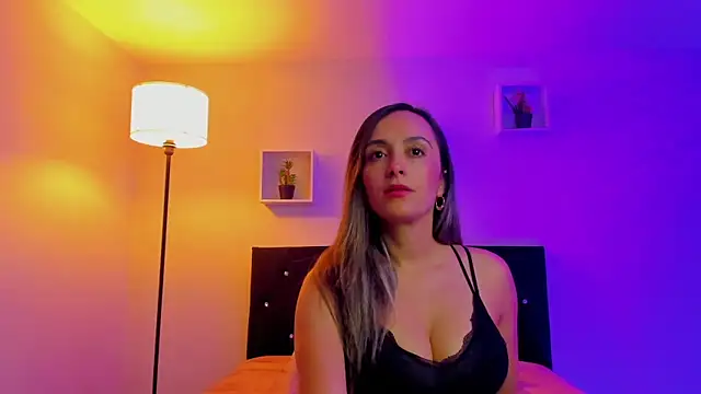 Victoria Rose  online show from June 6, 8:37 pm