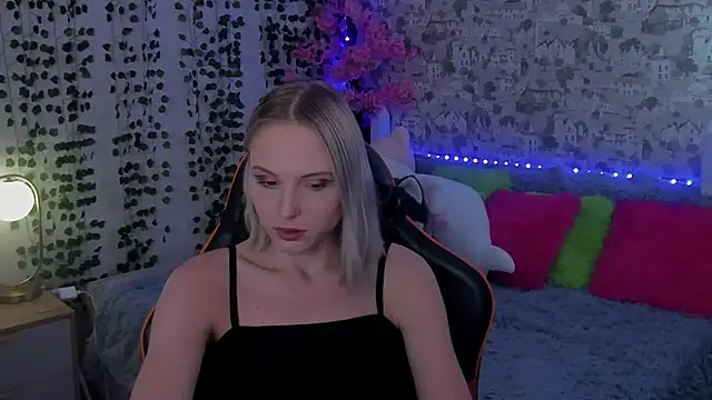 Gina Gina love online show from July 9, 2:25 am