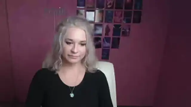 Melodie Aster online show from March 18, 8:25 pm