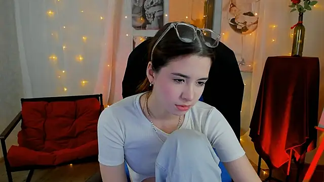 MelissaMillerr online show from January 17, 4:03 pm