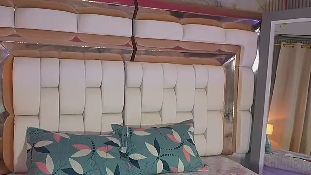 Kathamullerr online show from April 21, 8:05 pm