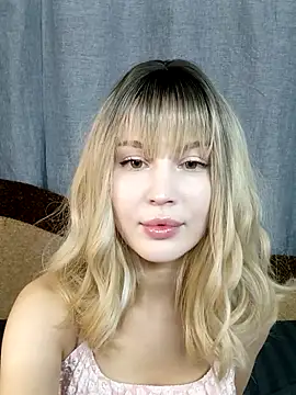 Selina Heart online show from December 22, 7:39 pm