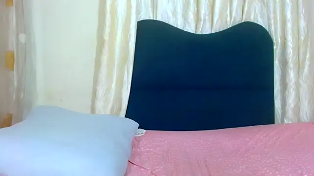 SweetdelightXXXX online show from January 15, 9:32 pm