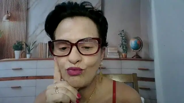 Luna-Hot0802 online show from February 28, 6:51 pm