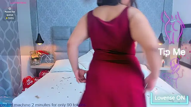 emilyy r online show from February 14, 7:38 pm