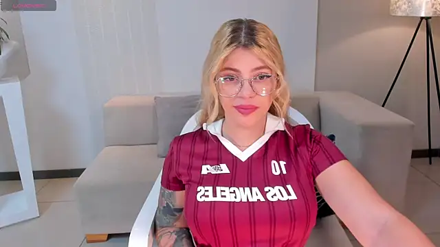 MadisonKane online show from November 2, 11:24 am