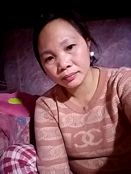 ava-dellght online show from March 18, 6:51 am