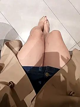 Baby-Linh online show from March 4, 11:50 am